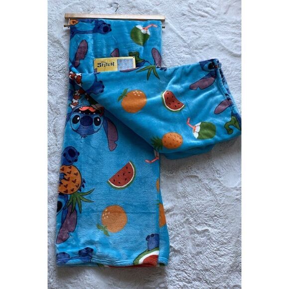 Disney Stitch Tropical Pineapple Coconut Soft Throw Blanket 50” X 70" Blue NEW - Picture 6 of 13